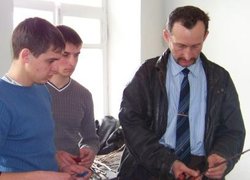 Тренінг з хірургії щепильної справи веде доцент В.П.Майборода